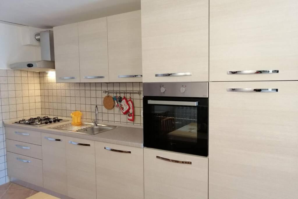 Вілла Casa Stefania Барреа Екстер'єр фото