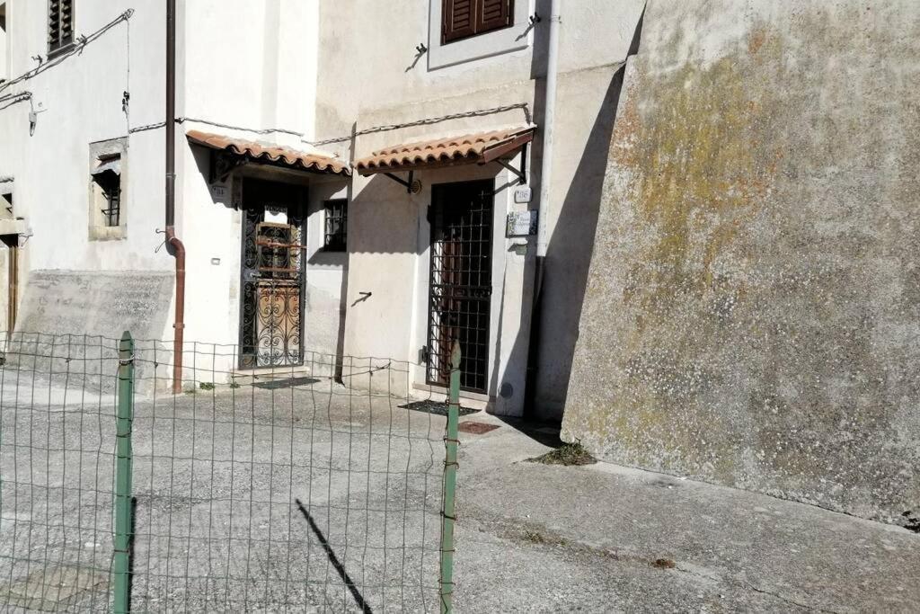 Вілла Casa Stefania Барреа Екстер'єр фото